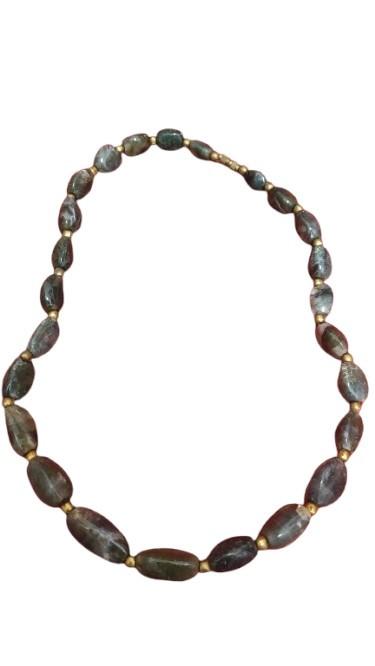 Benessere Naturale: Orecchini Conchiglia Dorata: Il Simbolo di Bellezza e Raffinatezza per il tuo Look