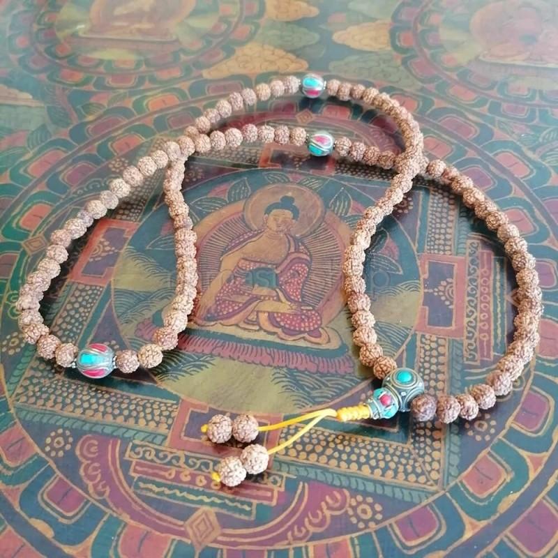 Benessere Naturale: La Collana Mala di Semi di Rudraksha: Un Accessorio Spirituale per la Tua Salute e il Tuo Benessere